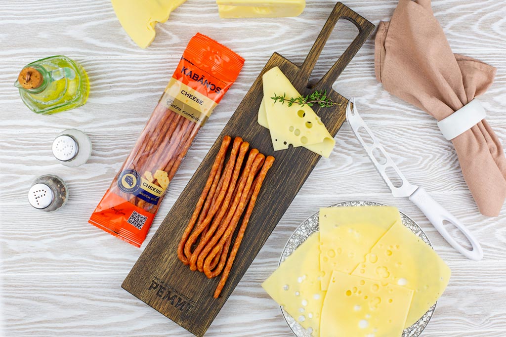Колбаски сырокопченные KABANOS Cheese 70гр./шт  *14 шт/кор купить в Донецке - СтриПсБери
