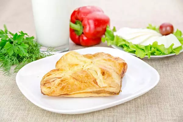 Слойка пенованни с сыром 150г. (30шт/упак) Мистер Слойкин купить в Донецке - СтриПсБери