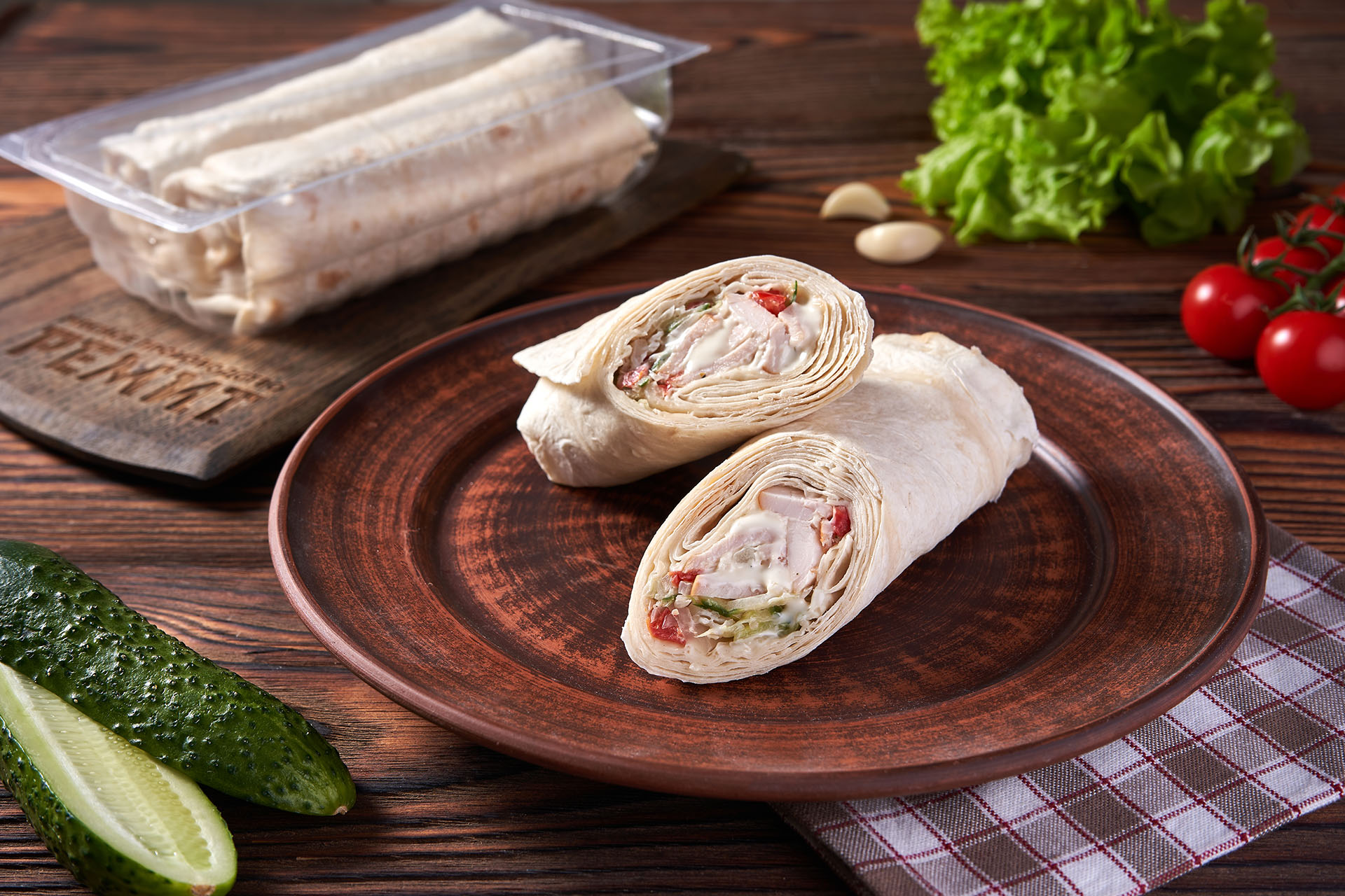 Ролл с куриной грудкой зам. 190гр. 2шт/упак 8упак/кор купить в Донецке - СтриПсБери