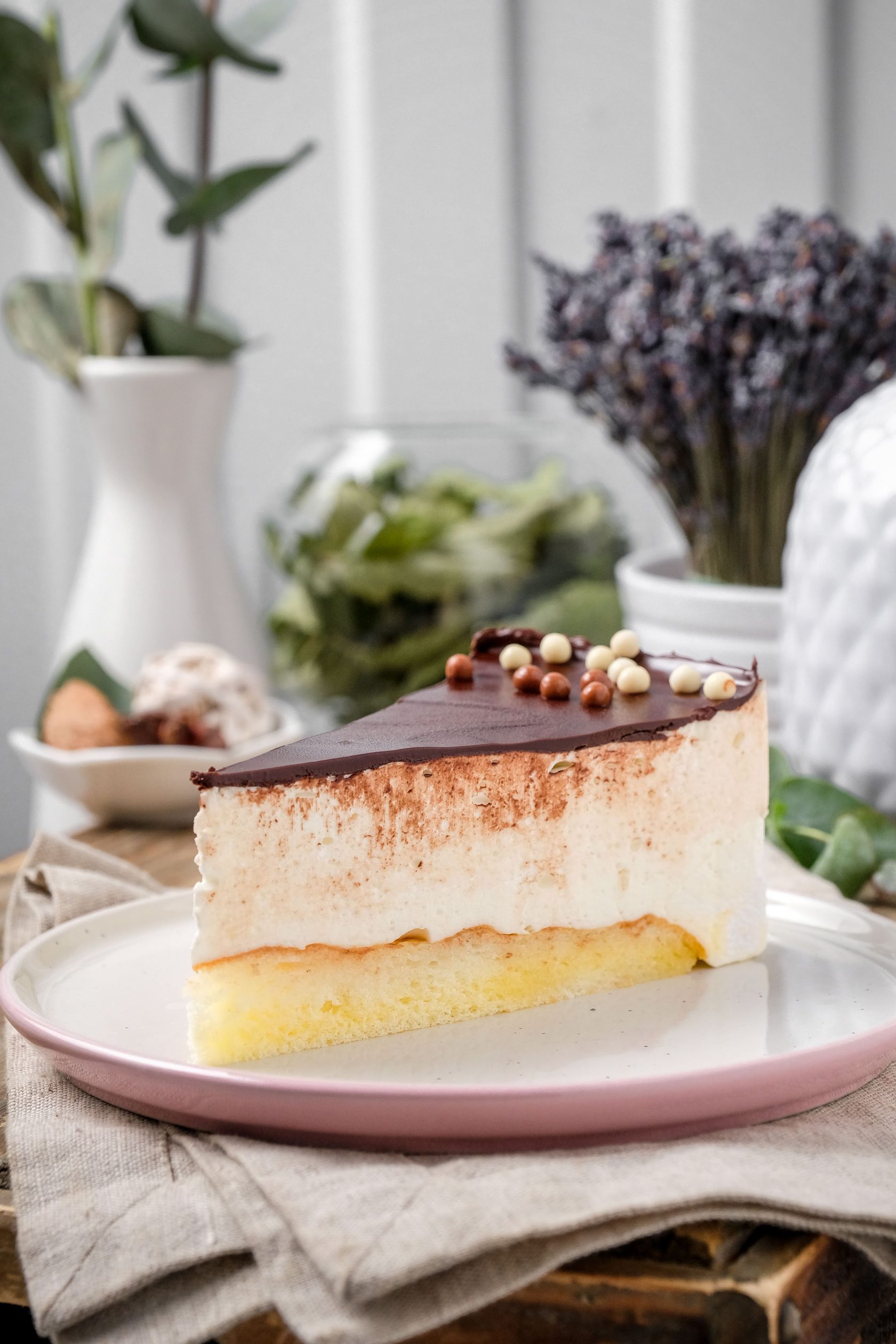 Торт Птичье молоко Бенье 100гр, 12 порций/1,2кг/шт, 6шт/кор купить в Донецке - СтриПсБери