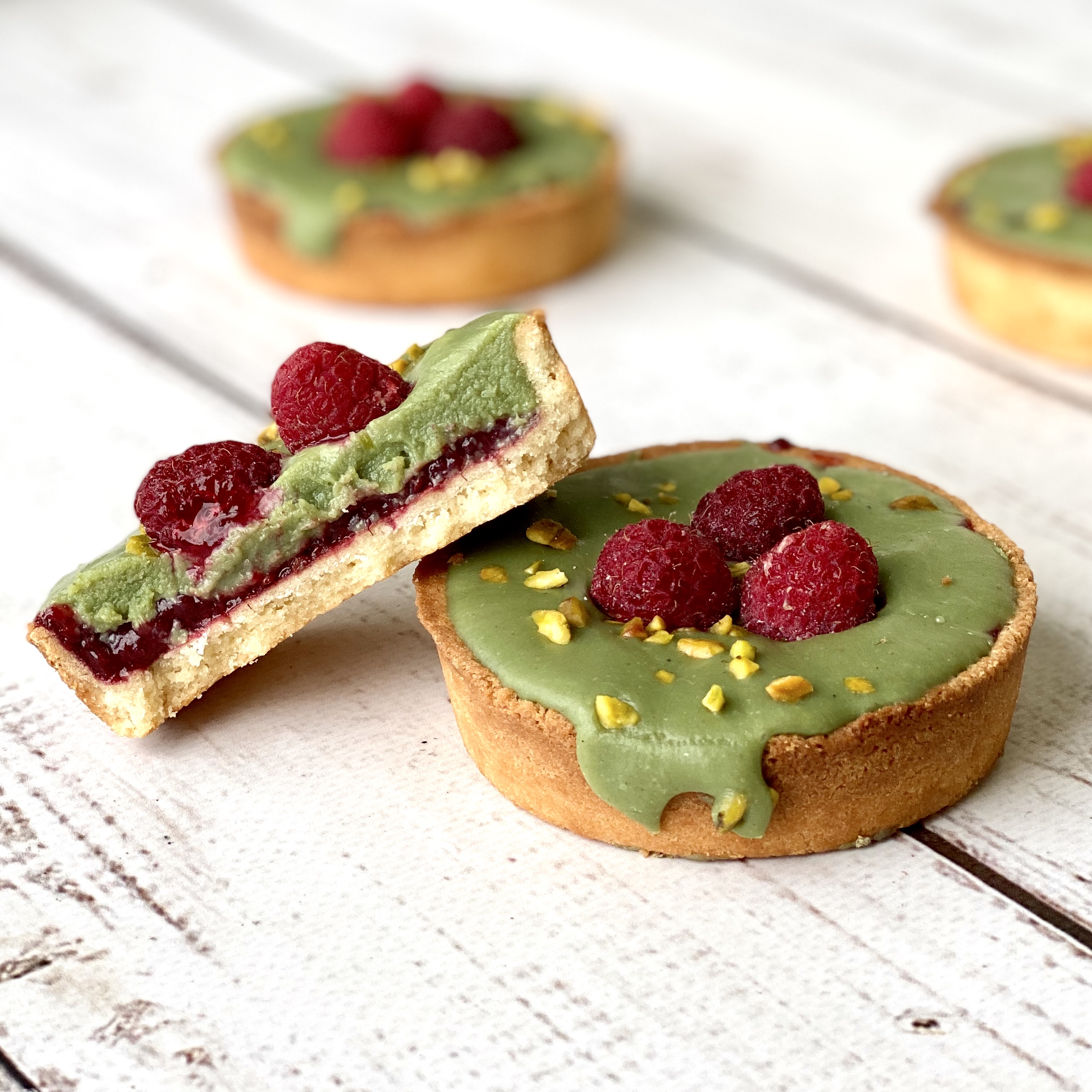 Тарталетка Фисташковая  0.990 кг. 9 штук*110 (4шт/кор) ДФ 652 купить в Донецке - СтриПсБери