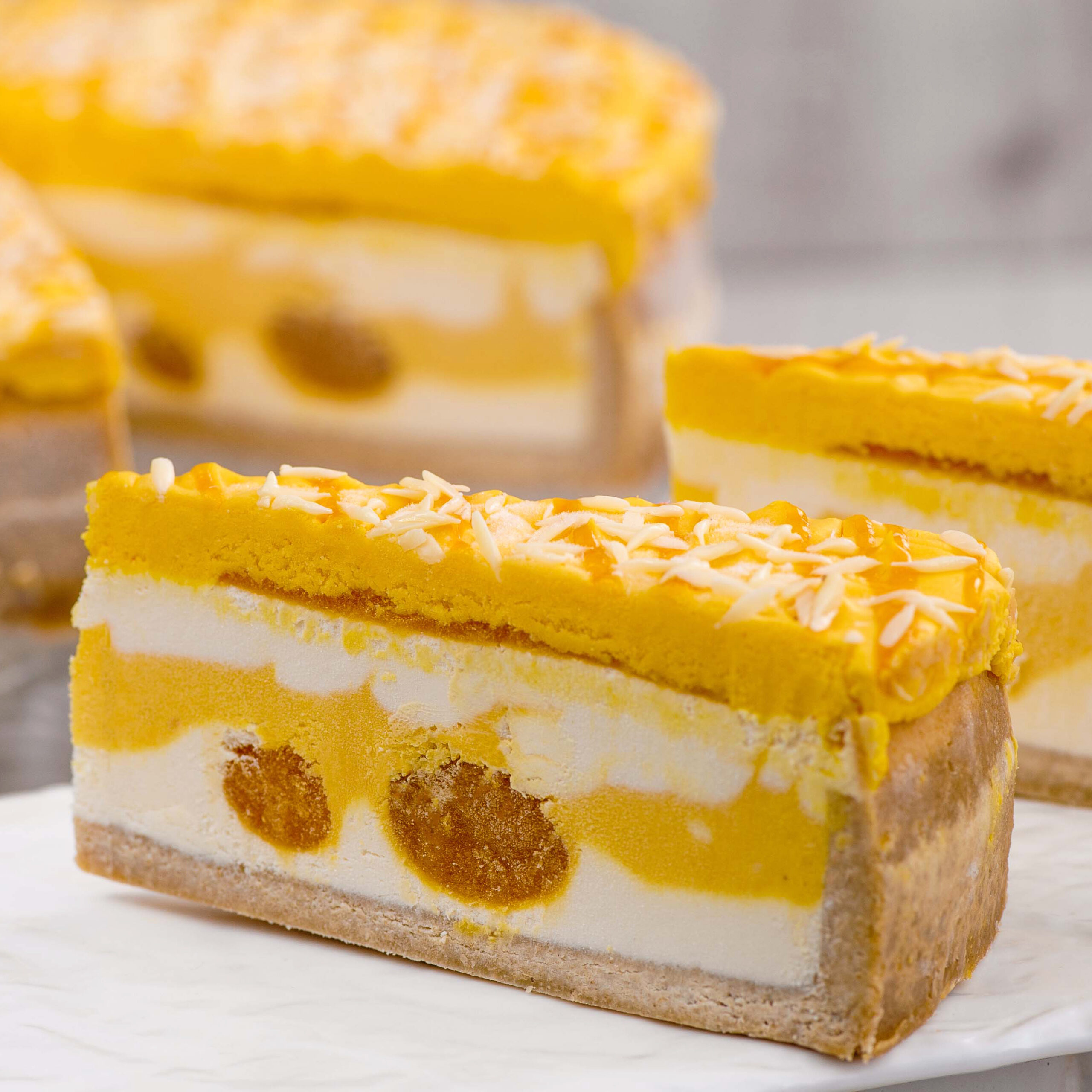 Чизкейк Манго-маракуйя 2,560 кг. 16 порций (4) ДФ 586 купить в Донецке - СтриПсБери