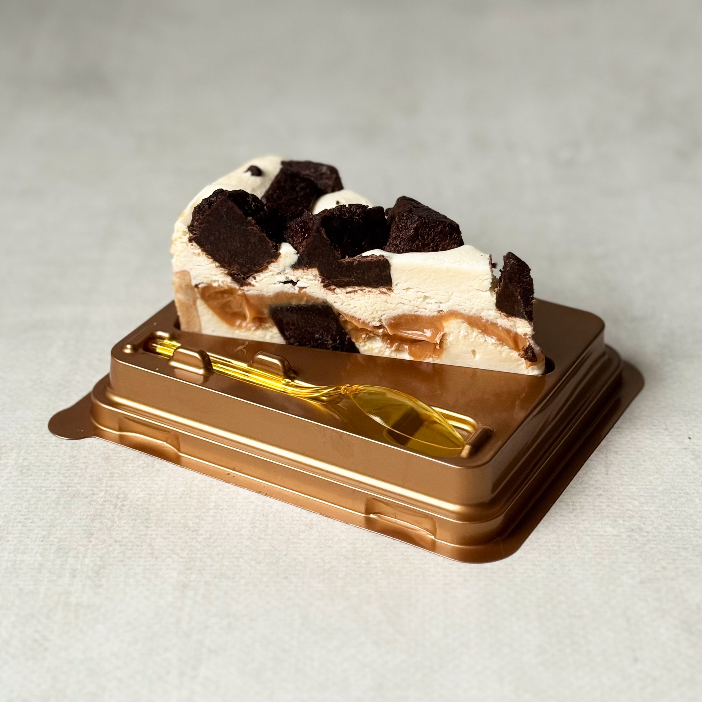 Чизкейк С брауни и карамелью» 140 гр 1 порция (6 уп/кор) ДФ-835 купить в Донецке - СтриПсБери