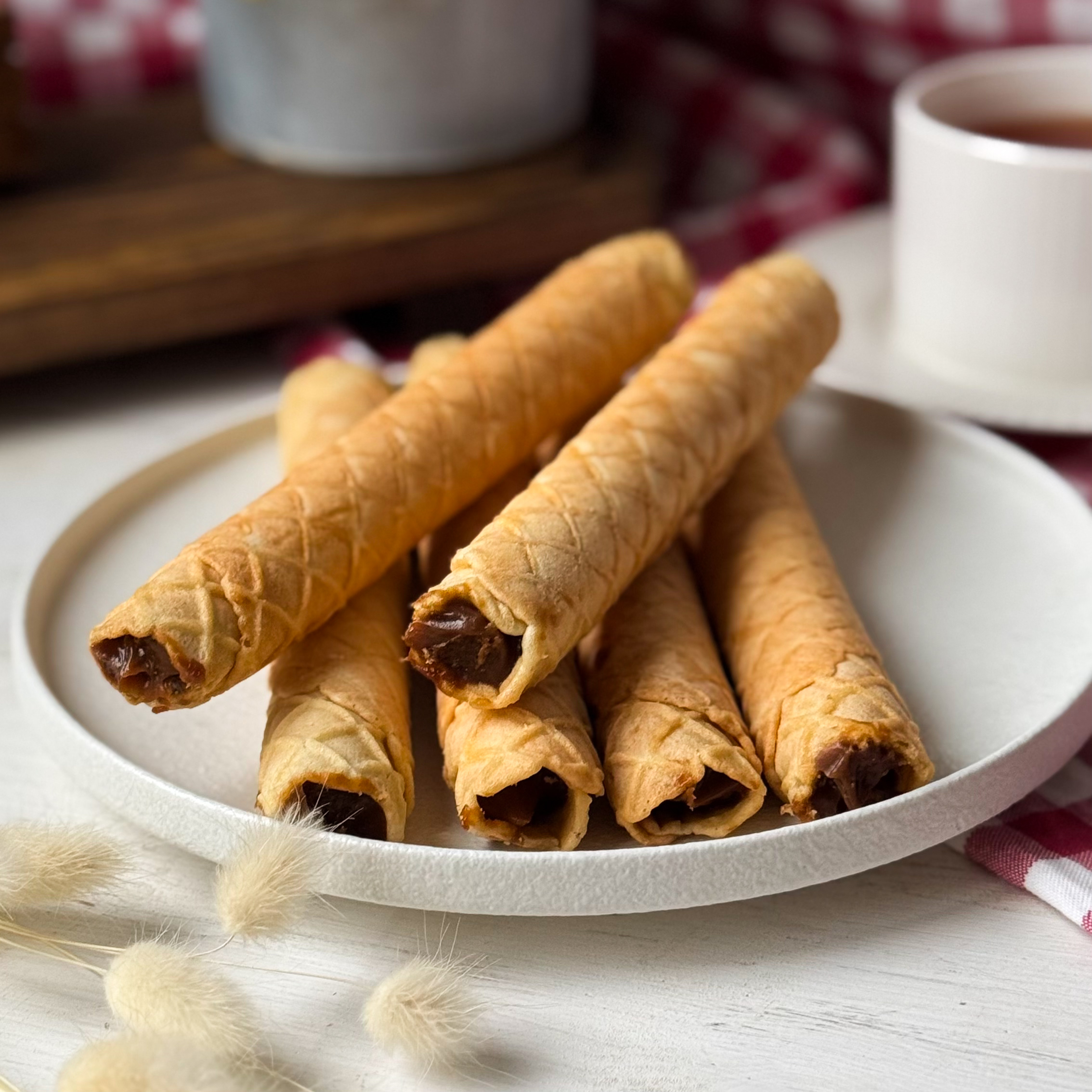 Трубочка вафельная с вареной сгущенкой Бон-Гранде 70гр 30 шт/кор ДФ-ГЗВ1028 купить в Донецке - СтриПсБери