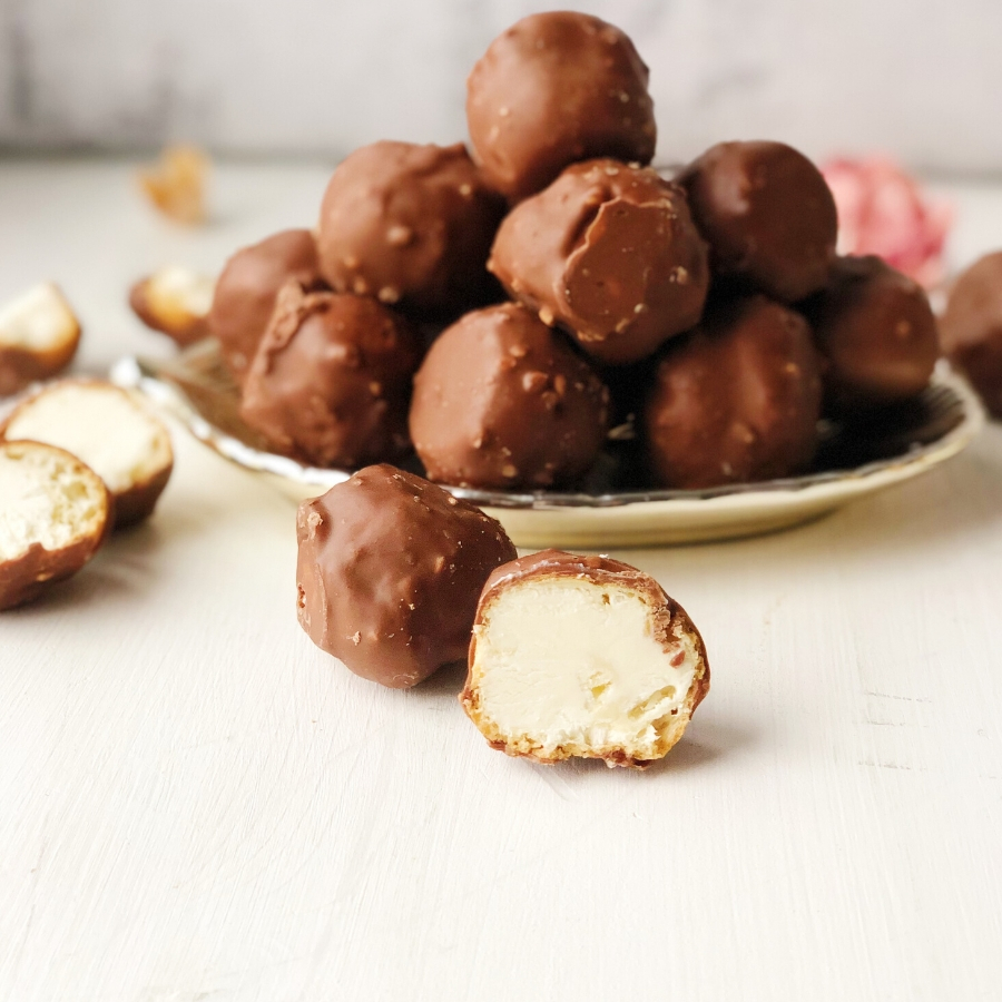 Профитроли со сливками с шоколадом и фундуком (68шт*упак), 1 250 гр ДФ-021350 купить в Донецке - СтриПсБери