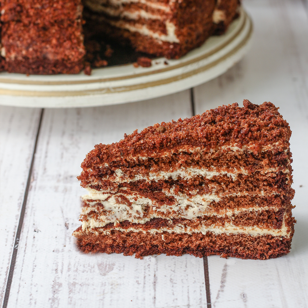 Торт Медовик 2 240гр /14 порций 4шт/кор ДФ 93 купить в Донецке - СтриПсБери