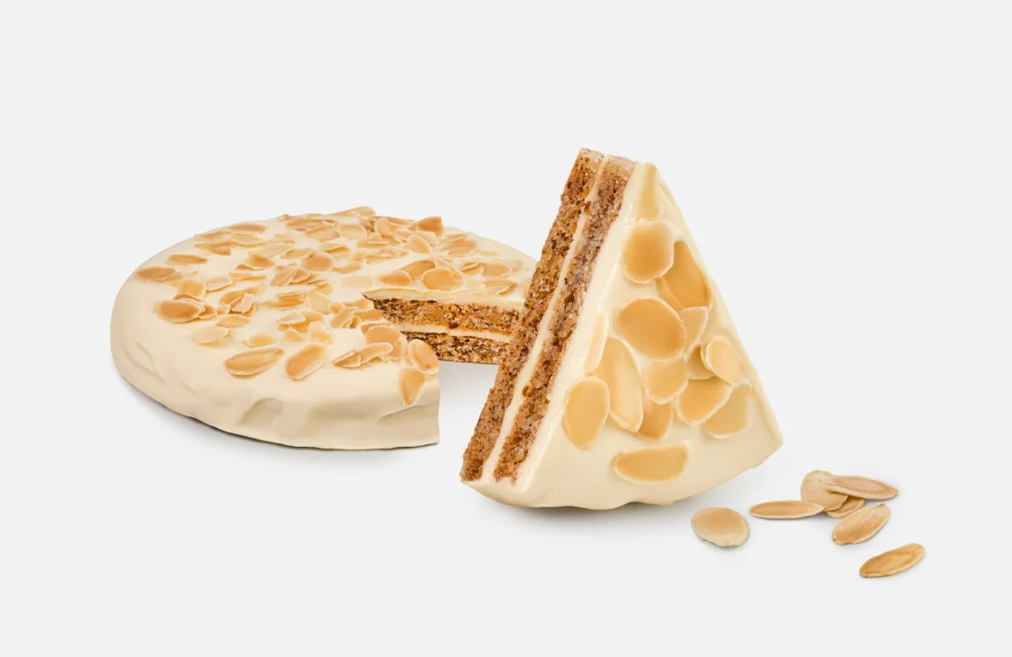 Бенто Торт с миндалем и белой глазурью Десертные Истории 0,380кг. 12шт/кор купить в Донецке - СтриПсБери