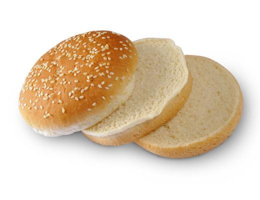 Булочка для гамбургера тройная с кунжутом d100мм Багерстат Рус 75гр, 24шт/кор арт. 4255 купить в Донецке - СтриПсБери